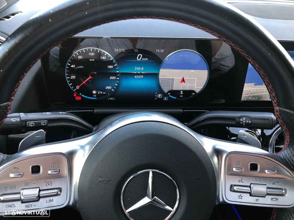 Mercedes-Benz GLA 180 d AMG Line - 25