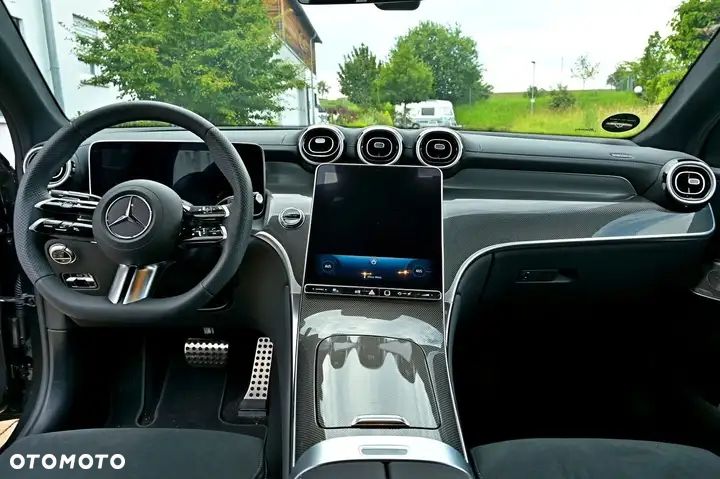 Mercedes-Benz GLC - 4