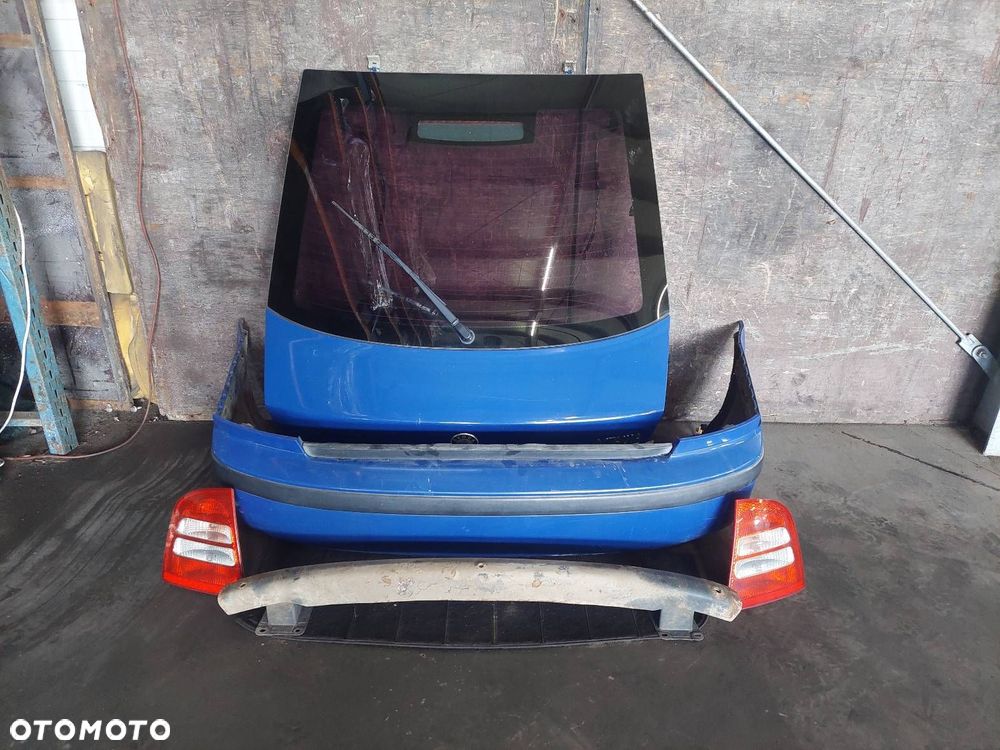 KOMPLETNY TYŁ KLAPA BAGAŻNIKA ZDERZAK TYŁ LAMPY SKODA OCTAVIA I FL 4590 - 1