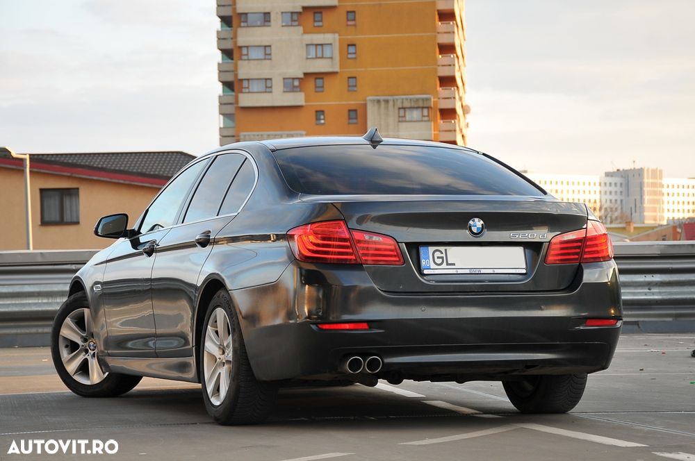 BMW Seria 5 520d - 14