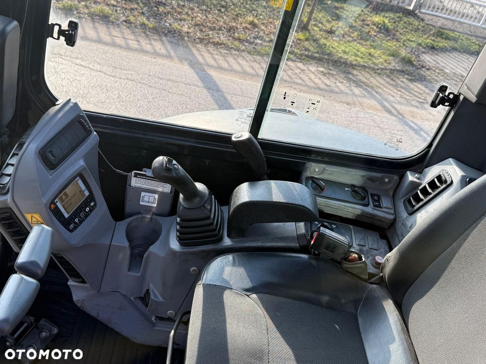 Kubota Minikoparka U36-4 - 35