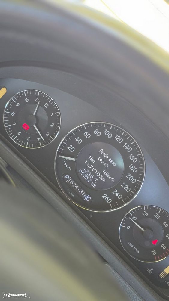 Mercedes-Benz CLK 200 K Avantgarde Aut. - 30