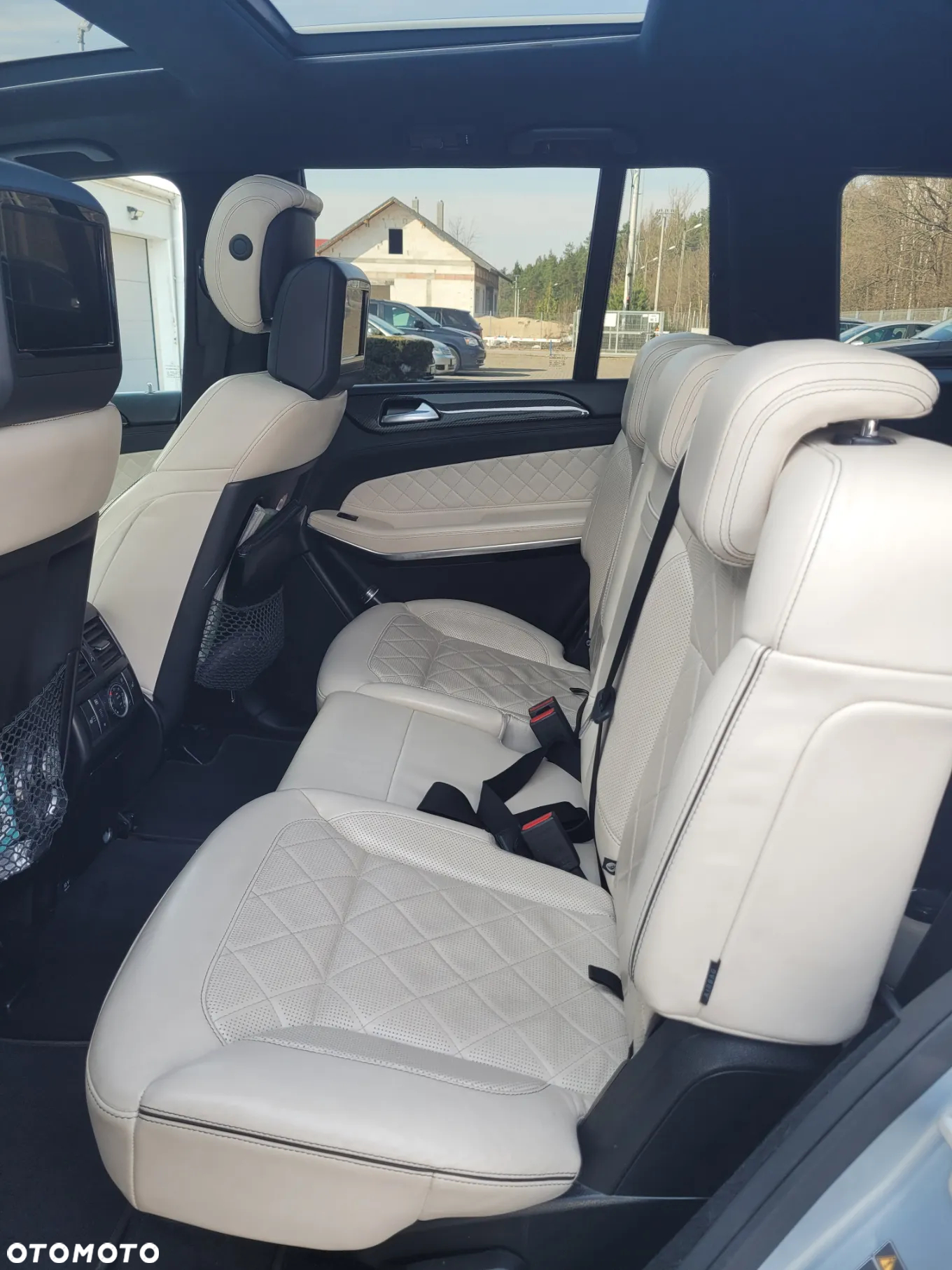 Mercedes-Benz GLS 500 4-Matic - 10