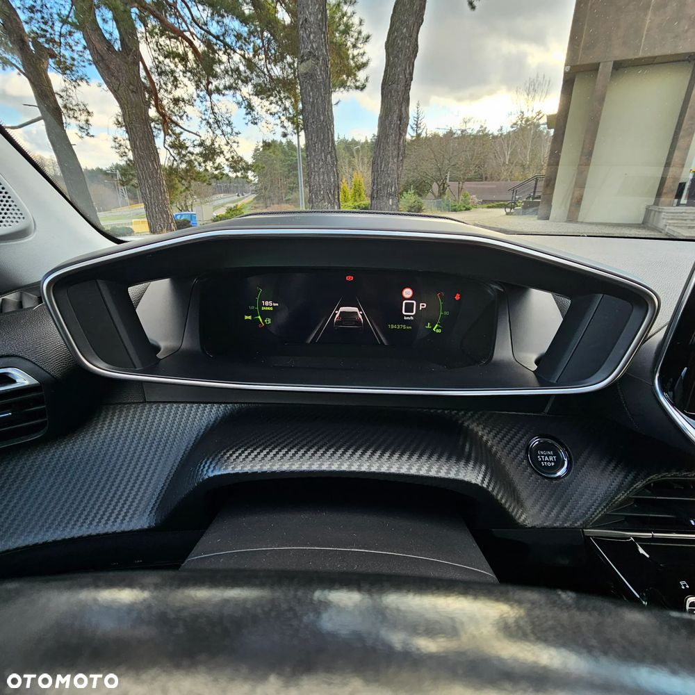Peugeot 2008 1.5 BlueHDi Allure Pack S&S EAT8 - 14