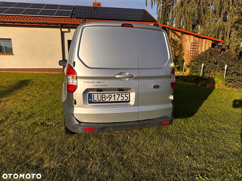 Ford Transit Courier - 2