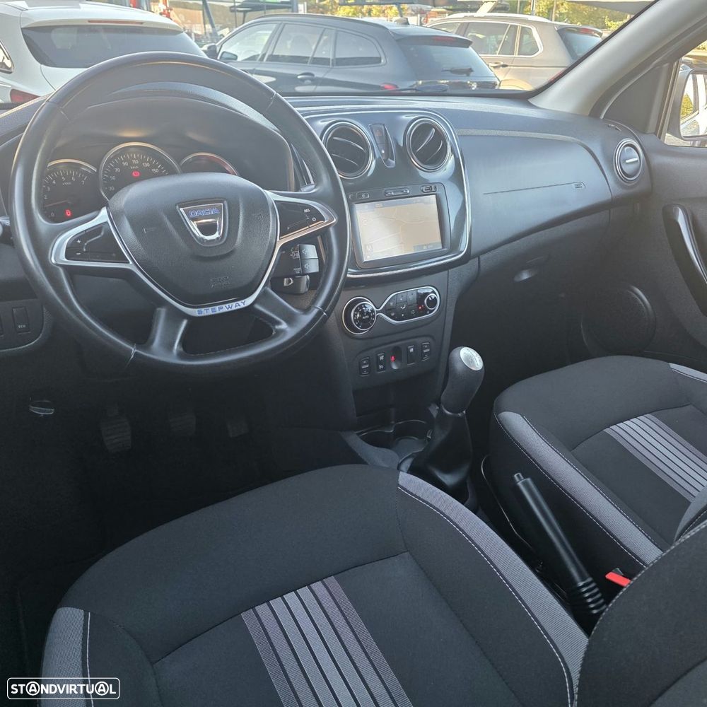 Dacia Sandero 0.9 TCe Stepway - 26