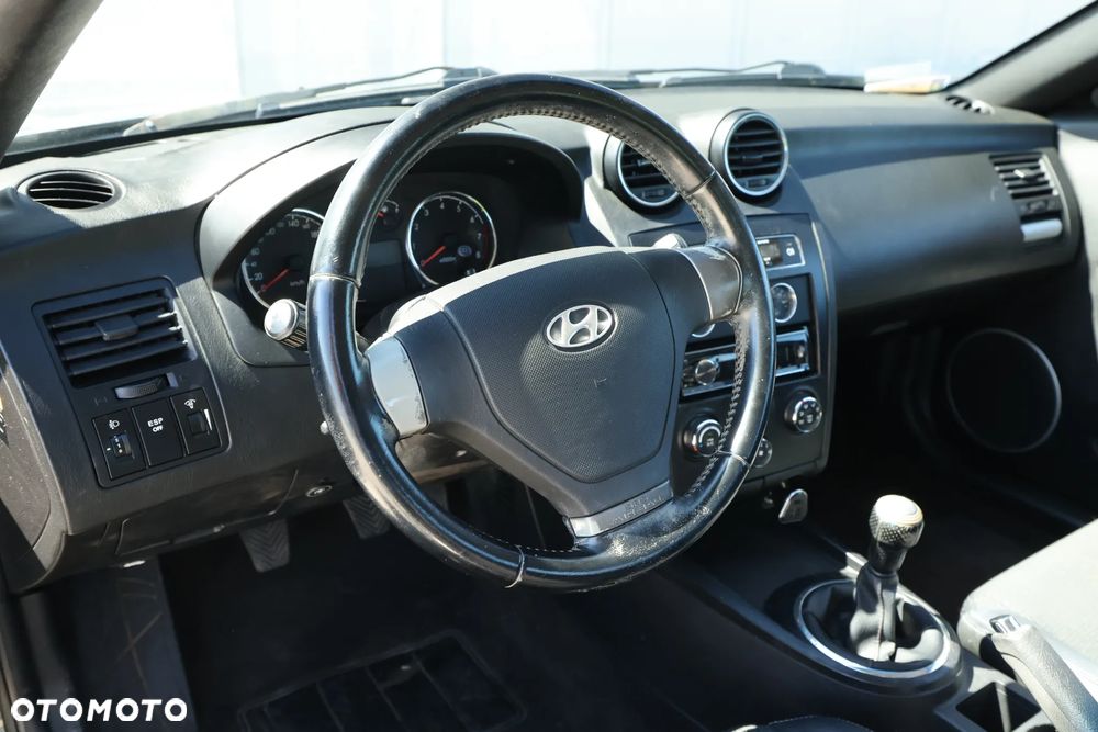 Hyundai Coupe 2.0 Dynamic - 8
