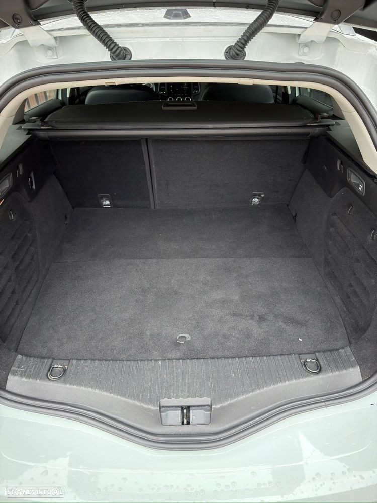 Renault Mégane E-Tech - 9