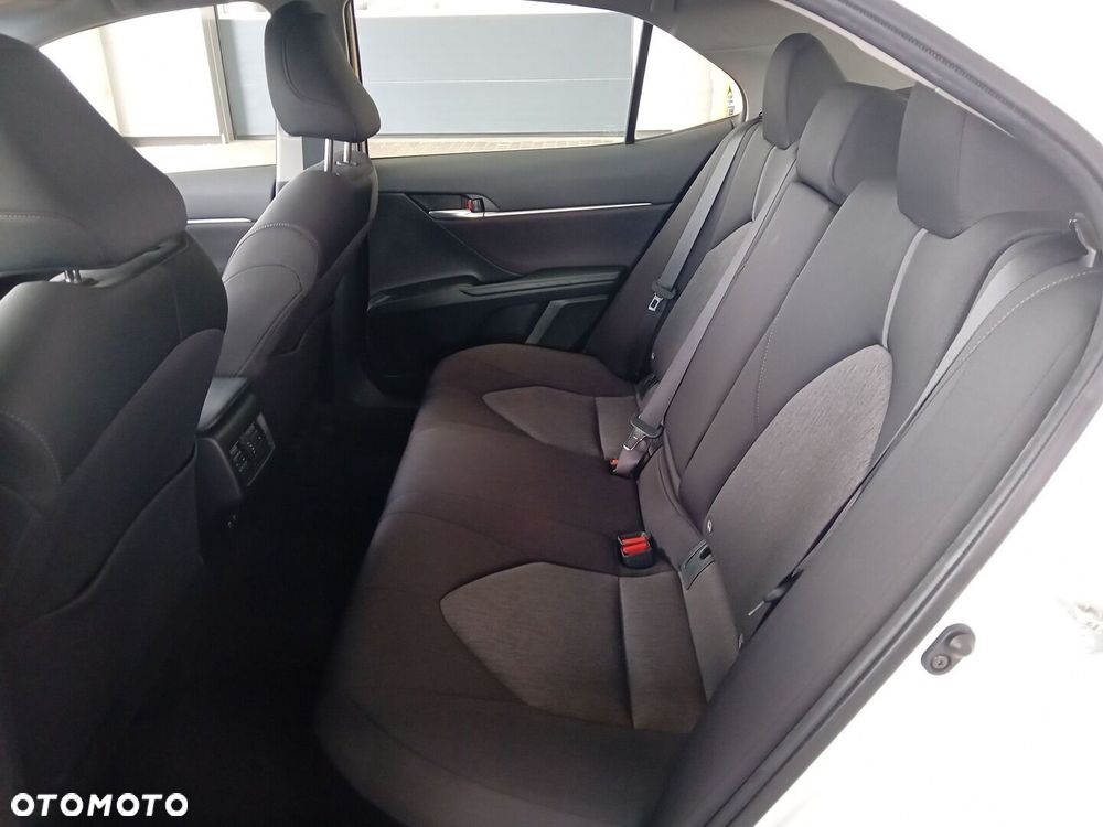 Toyota Camry 2.5 Hybrid Comfort CVT - 13