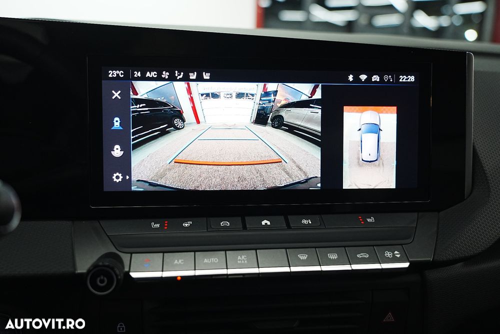 Opel Astra 1.2L Turbo Start/Stop AT8 Business Edition - 31