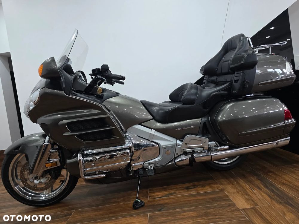 Honda GL - 8