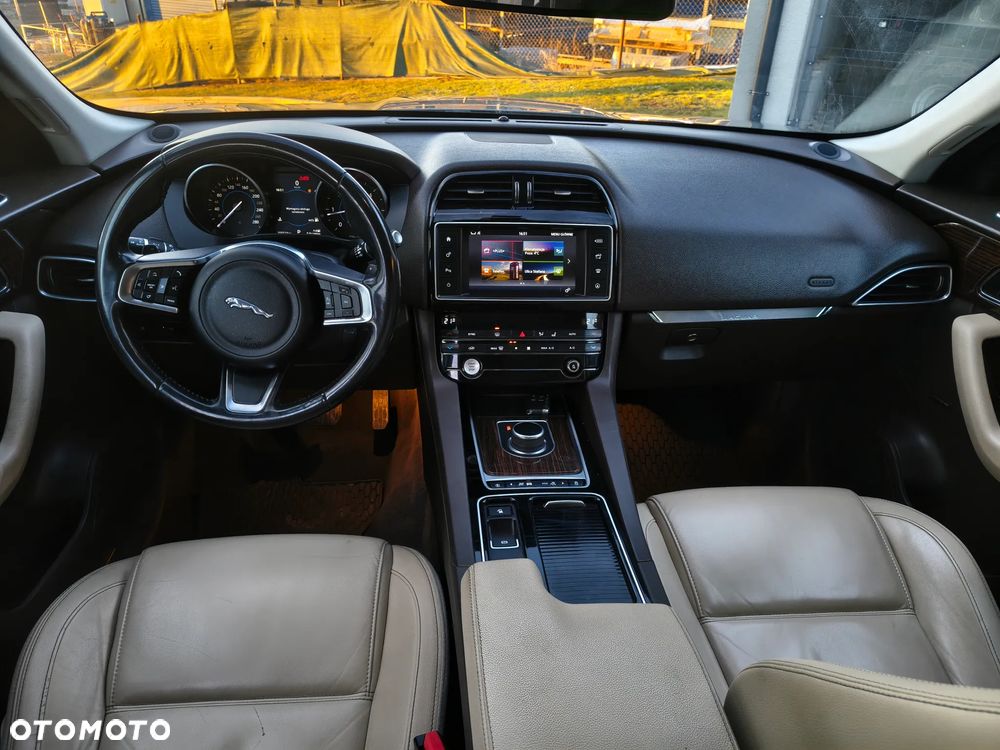 Jaguar F-Pace 2.0 i4D AWD Prestige - 7