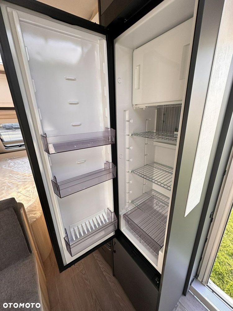 Hobby De Luxe 400 SFe - 14