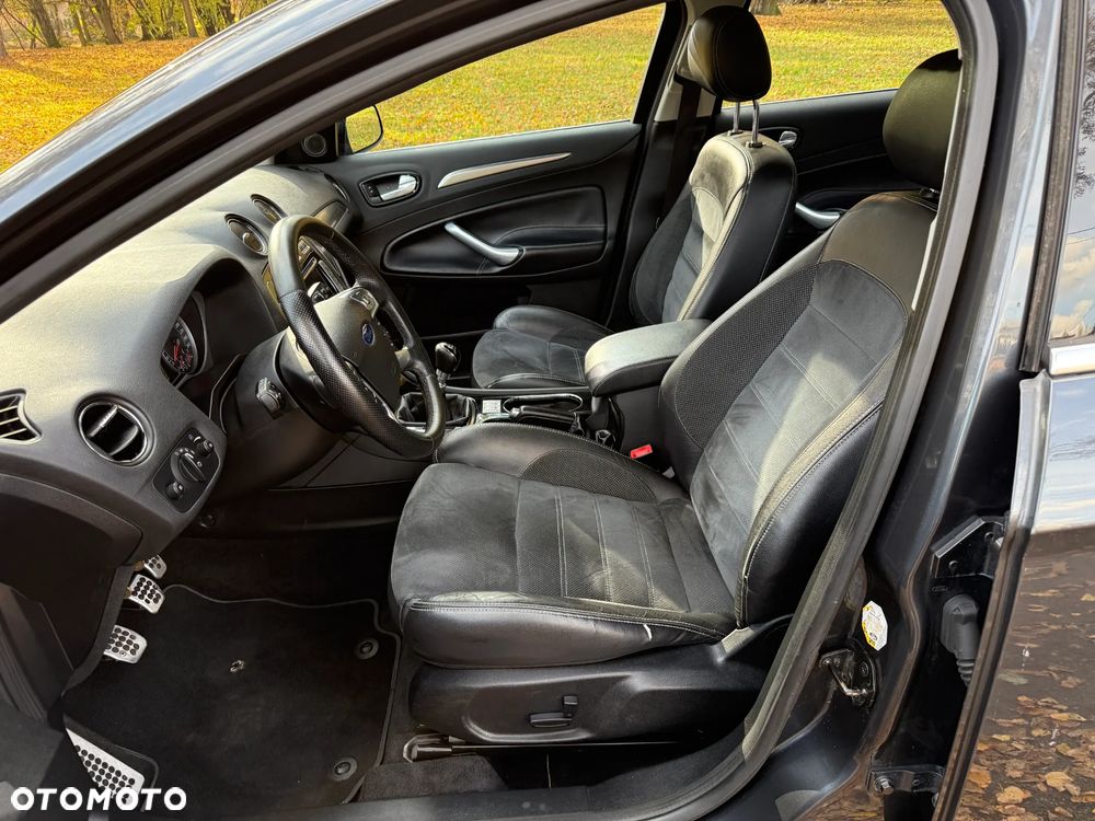 Ford Mondeo Turnier 2.5 Titanium S - 11