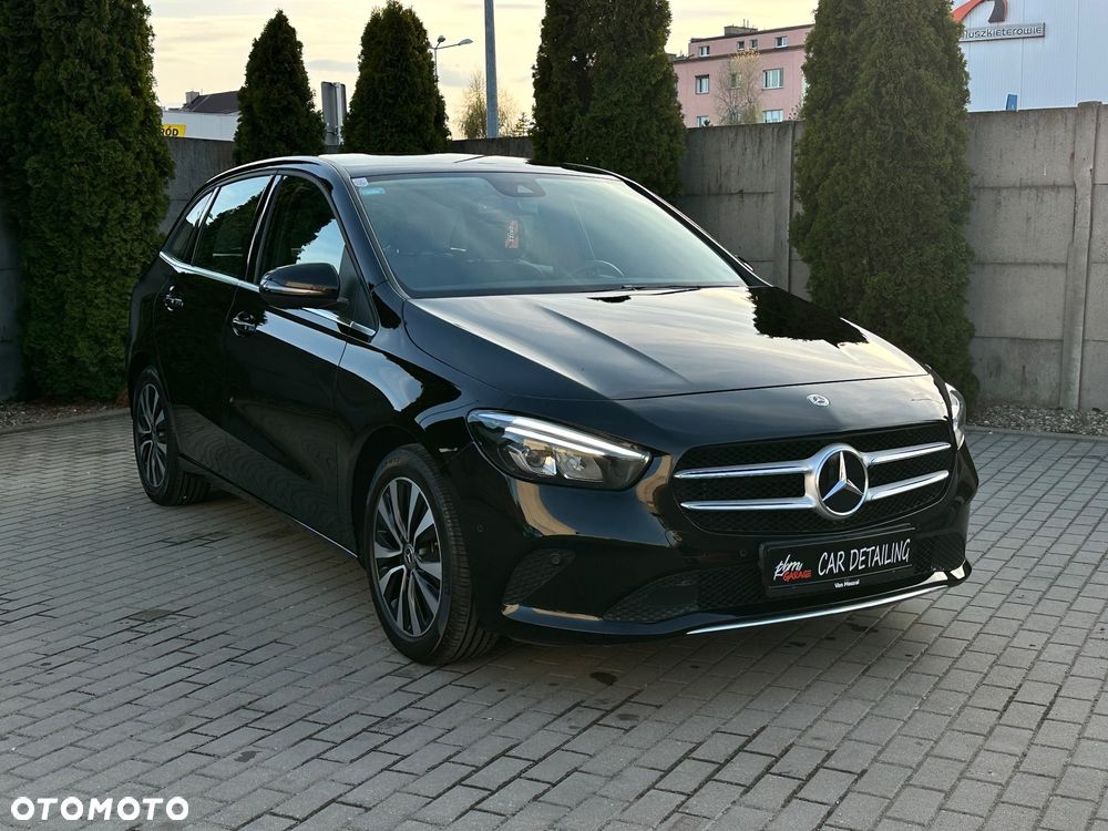 Mercedes-Benz Klasa B 180 7G-DCT Edition 2020 - 3