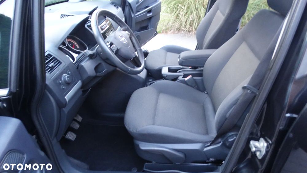 Opel Zafira 1.8 Innovation - 11