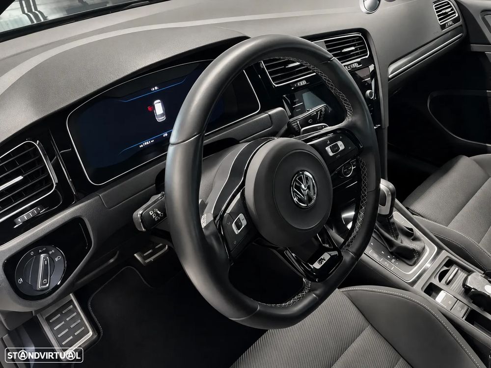 VW Golf 2.0 TSI R DSG - 2