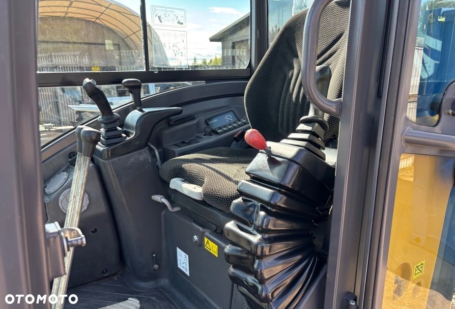Volvo EC18D Minikoparka , na przyczepie , 2017 - 6