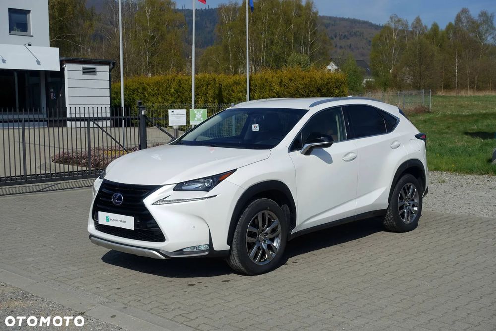 Lexus NX 300h Executive-Line - 1