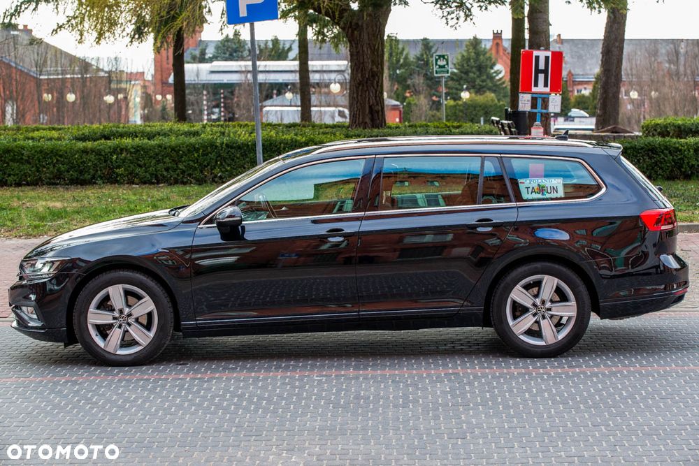Volkswagen Passat 2.0 TDI SCR DSG Comfortline - 18