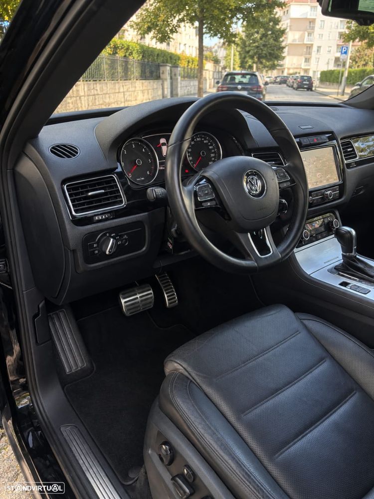 VW Touareg 3.0 TDI V6 Tiptronic - 4