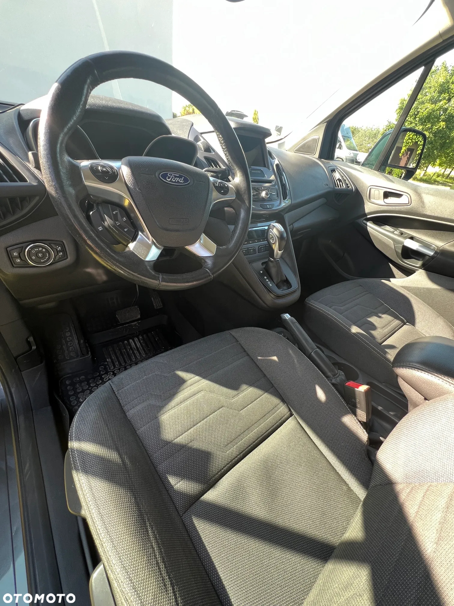 Ford Tourneo Connect Gr 1.5 TDCi Titanium PowerShift - 6
