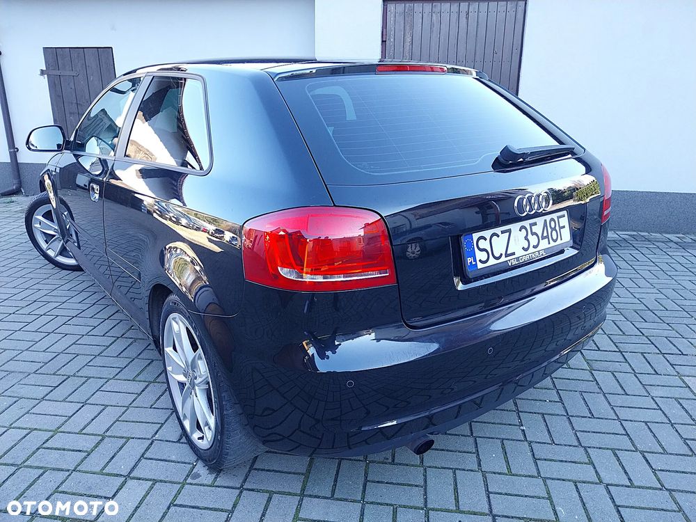 Audi A3 3-drzwiowe 1.6 Attraction - 3