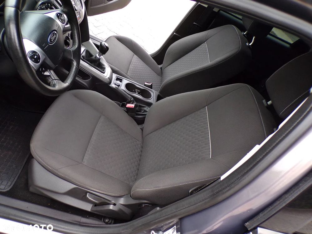 Ford Focus 1.6 TDCi Edition - 23