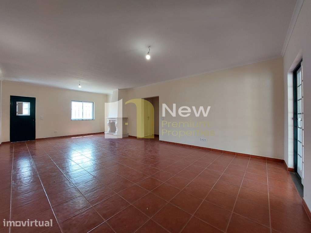 Moradia T3 com Piscina no Granho - Glória do Ribatejo. - Grande imagem: 2/44