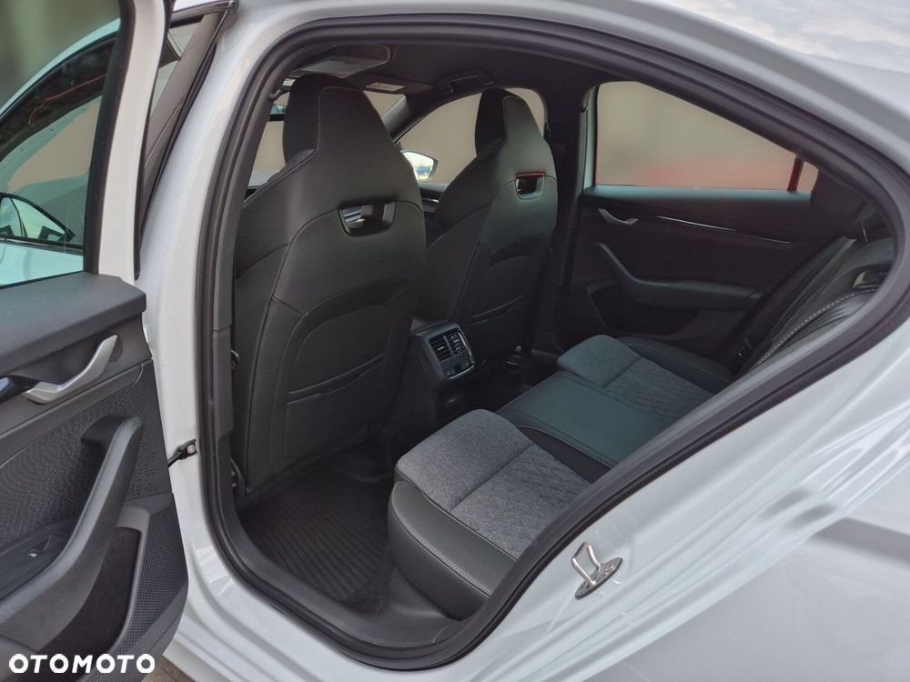 Skoda Octavia 1.5 TSI mHEV Sportline DSG - 15