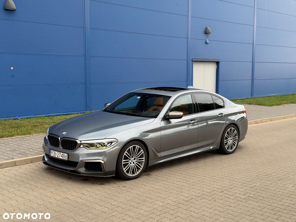 BMW Seria 5 M550i xDrive - 1