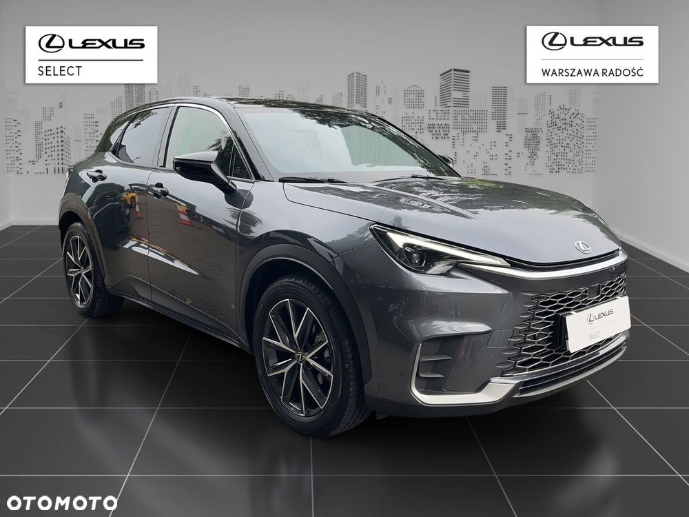 Lexus LBX 1.5 Hybrid Emotion - 2