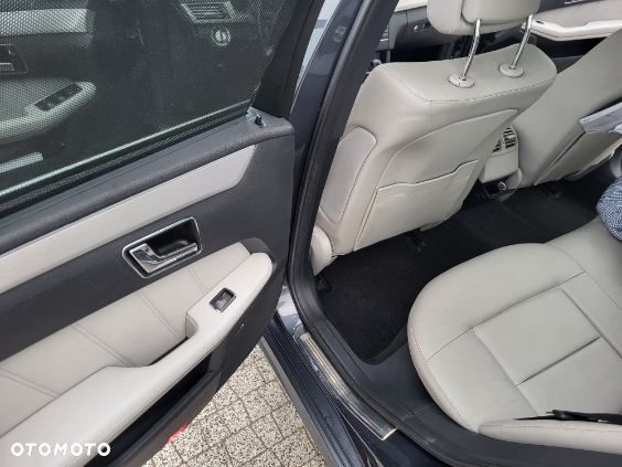 Mercedes-Benz Klasa E 220 CDI DPF BlueEFFICIENCY Automatik Avantgarde - 14