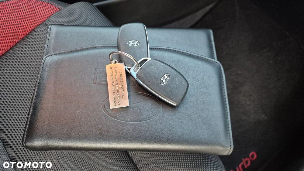 Hyundai i30 1.6 GDI Turbo Luxury - 31