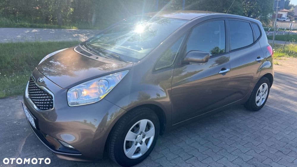 Kia Venga 1.4 L - 6