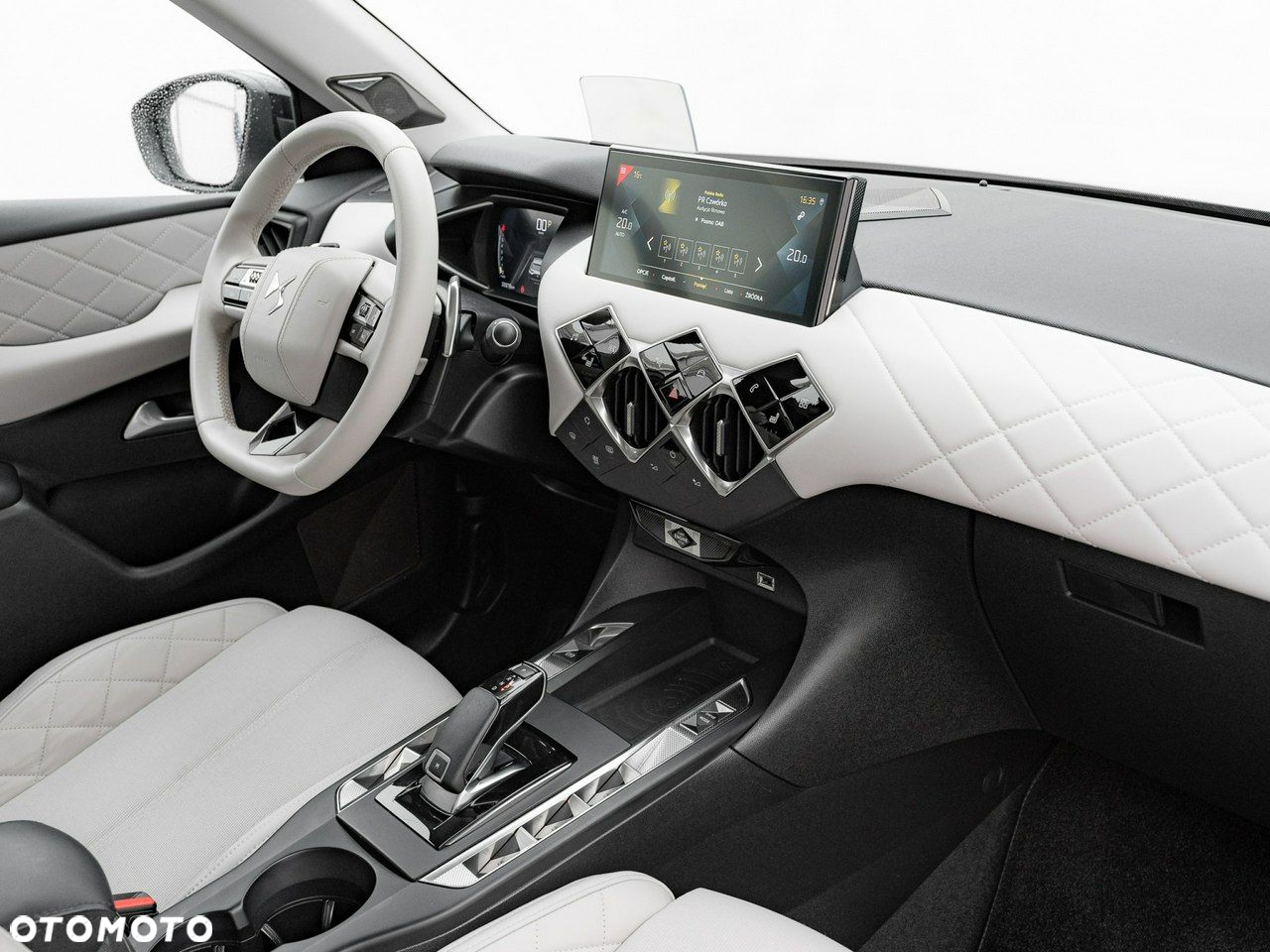 DS Automobiles DS 3 Crossback 1.2 PureTech Grand Chic - 33