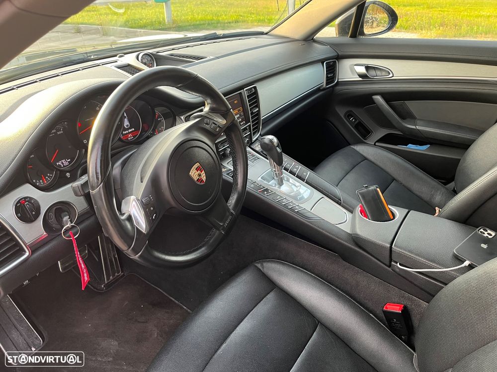 Porsche Panamera 3.0 V6 - 11