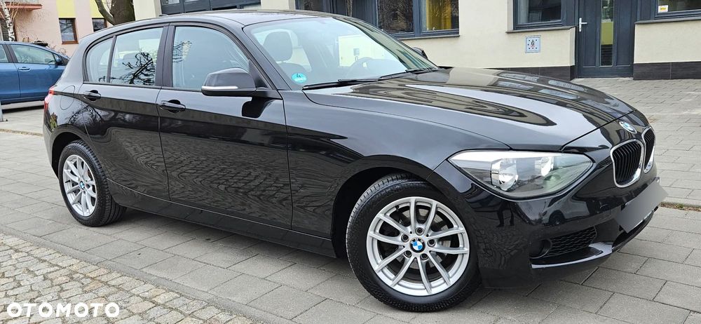 BMW Seria 1 116i - 24