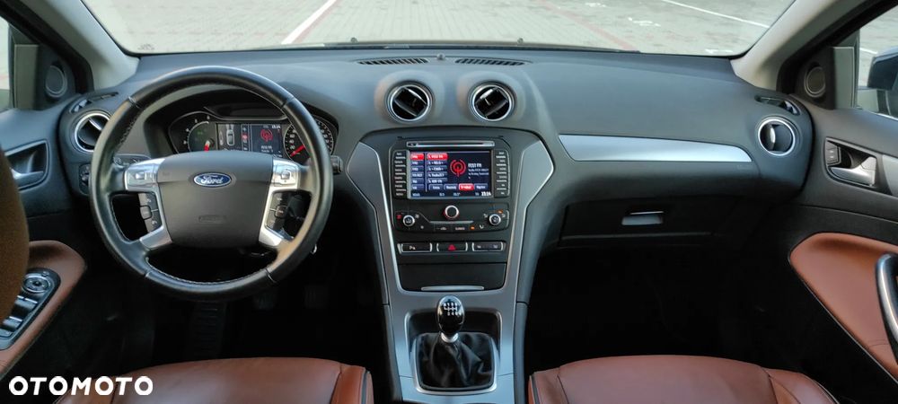 Ford Mondeo 2.0 TDCi Ghia - 27