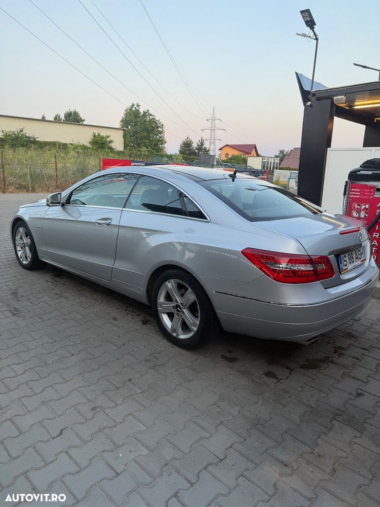 Mercedes-Benz E - 9