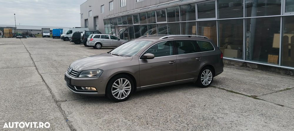 Volkswagen Passat 2.0 TDI Highline DPF - 11