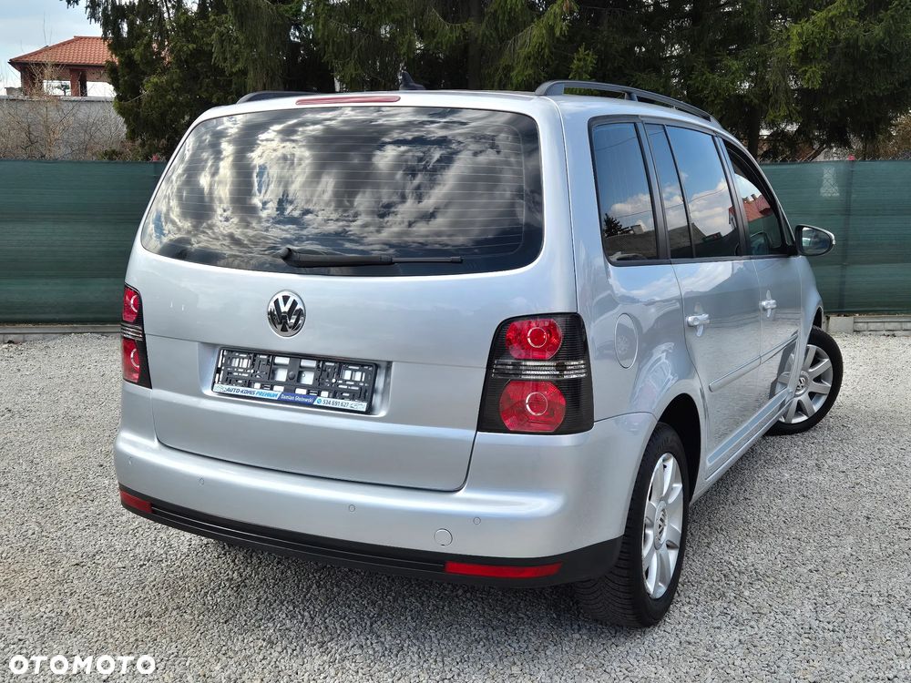 Volkswagen Touran 1.9 TDI DPF DSG Freestyle - 10