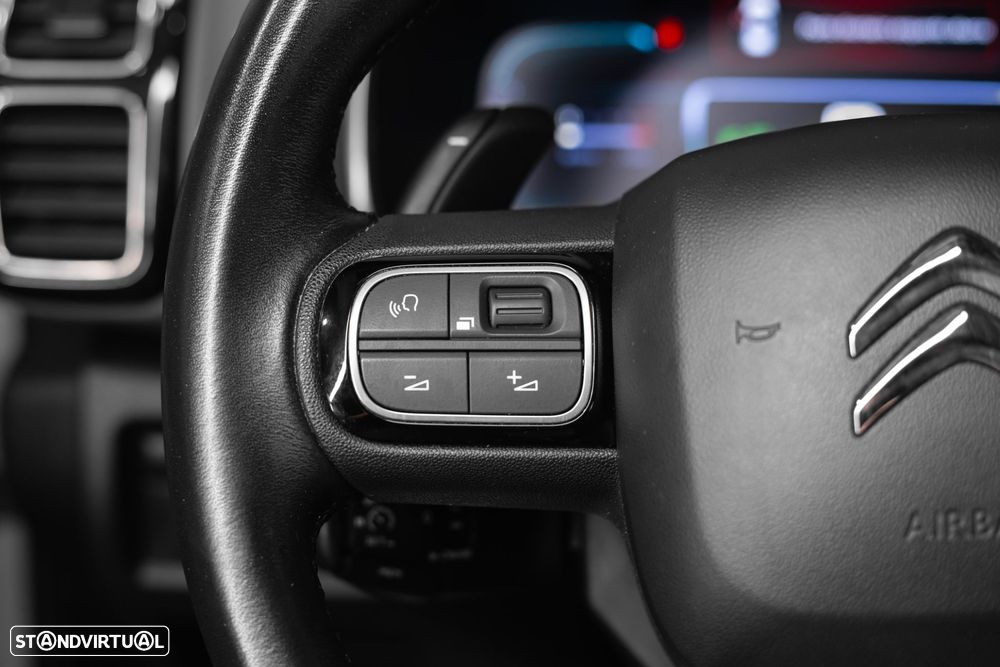 Citroën C5 Aircross 1.6 PureTech Shine J19 EAT8 - 8