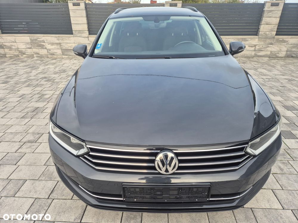Volkswagen Passat 2.0 TDI SCR DSG Comfortline - 3