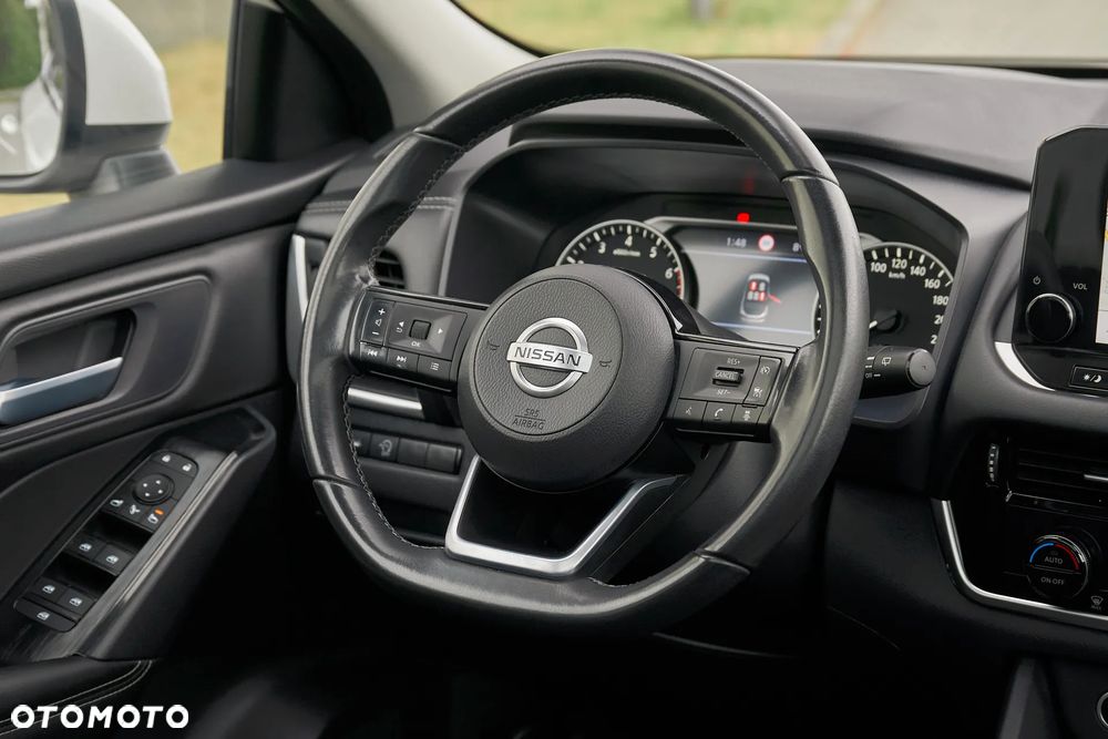Nissan Qashqai - 25