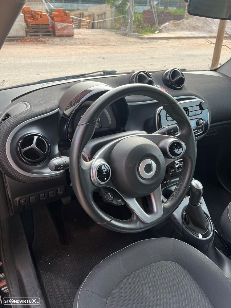 Smart ForTwo Coupé 1.0 Passion 71 - 8