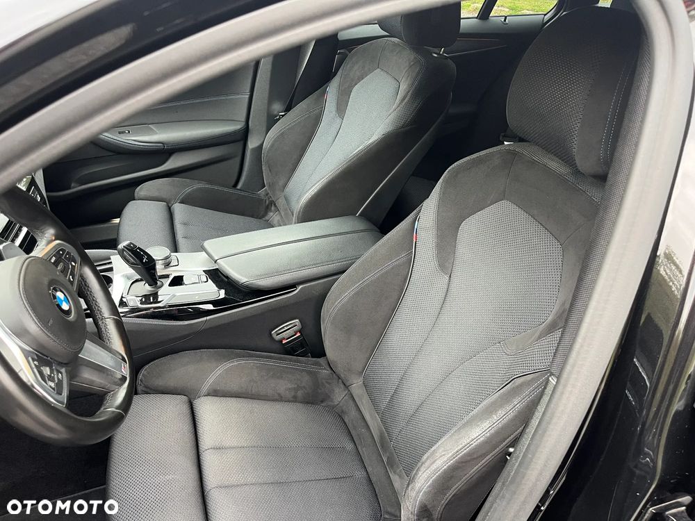BMW Seria 5 520d M Sport - 12