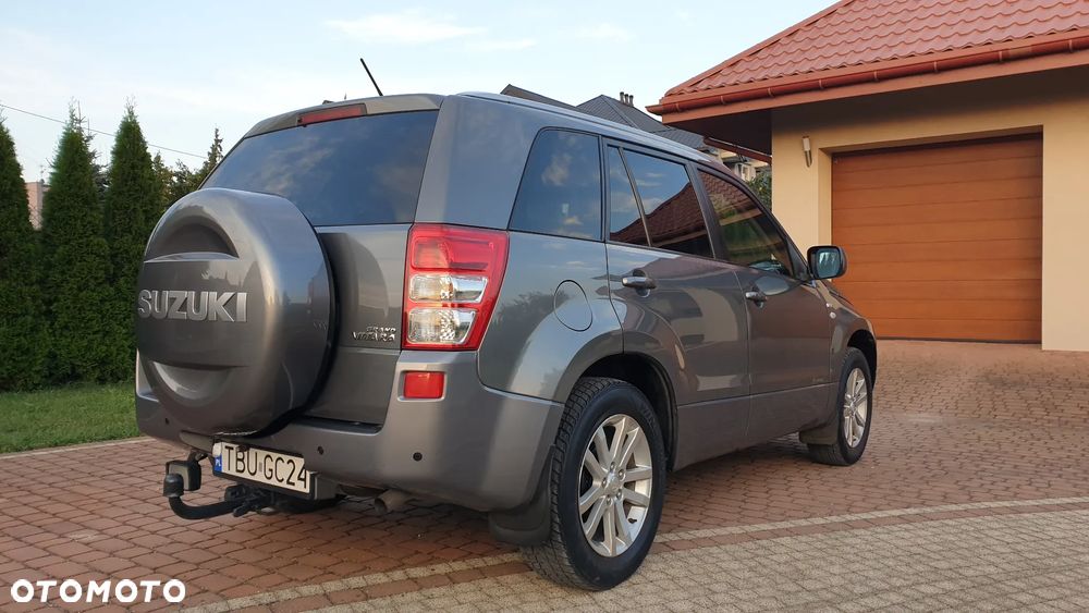 Suzuki Grand Vitara 1.9 DDiS Comfort DPF Limited - 8