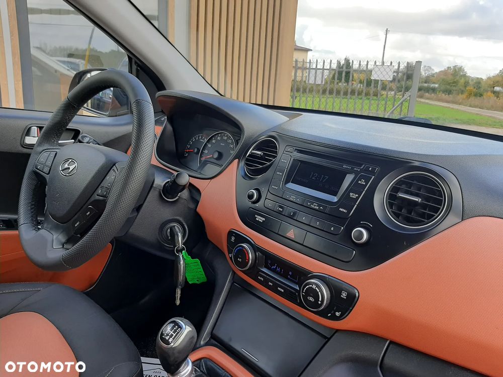 Hyundai i10 1.2 Passion Plus - 19