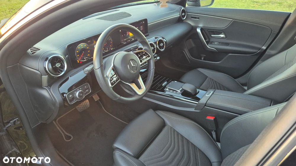 Mercedes-Benz CLA 2023